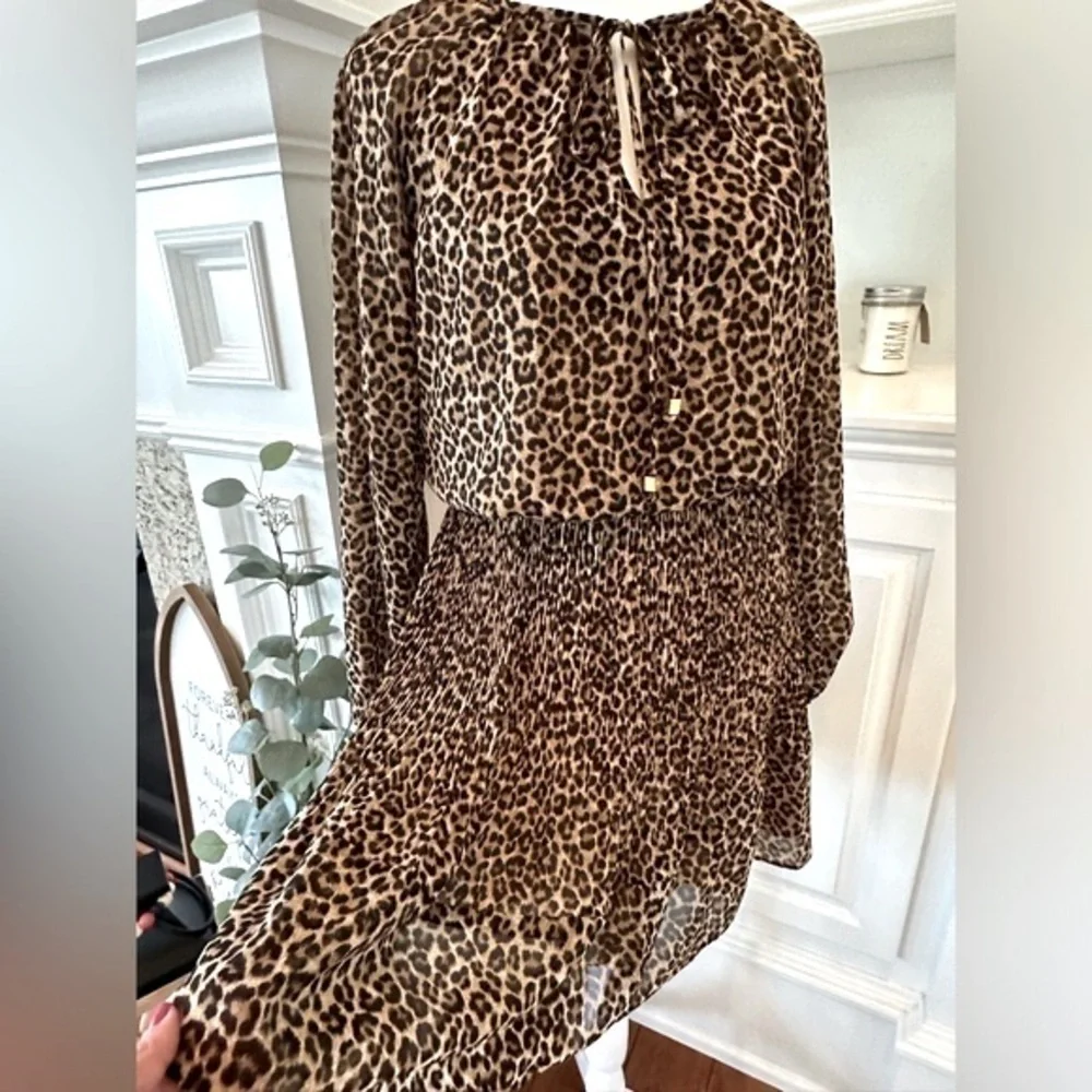 Michael Kors Pleated and Flared Georgette Dark Camel Dress Size XS